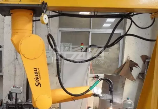完善激光工业技术 机器人柔性激光切割发展迅猛